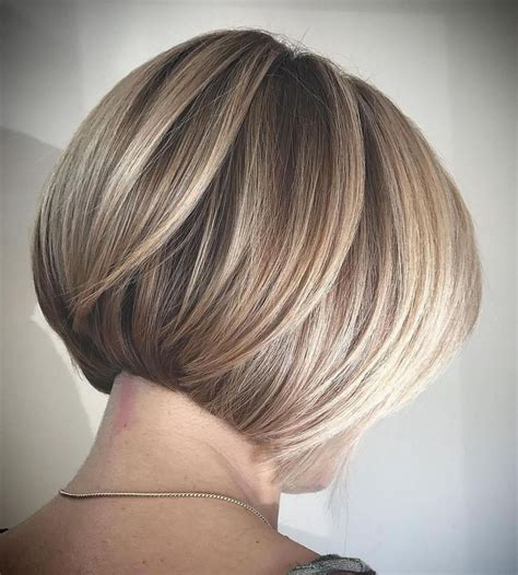 a line with layers haircut|pictures of layered bob haircuts.